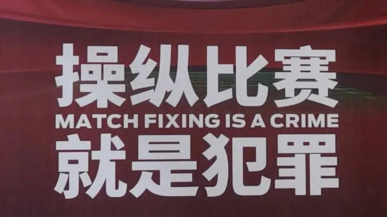 岳让我从后面进去满足他视频